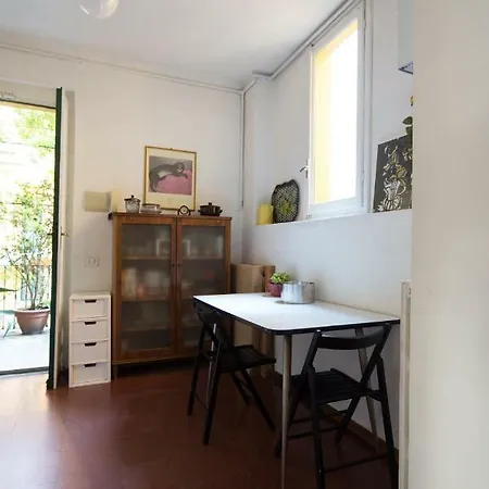 アパート Casa Rasori ミラノ