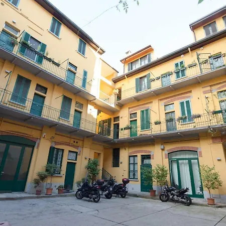 Apartment Casa Rasori Milan